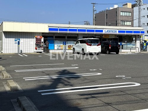 コンビニ　ローソン 川名駅前店（コンビニ）まで300m