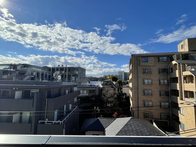 眺望　南西側バルコニーからの眺望♪※前回募集時の写真です