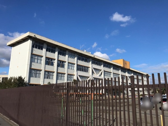 小学校　栃木市立岩舟小学校（小学校）まで397m
