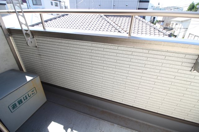 バルコニー　（別タイプ参考写真）フォレストメゾン駒込　北区中里1