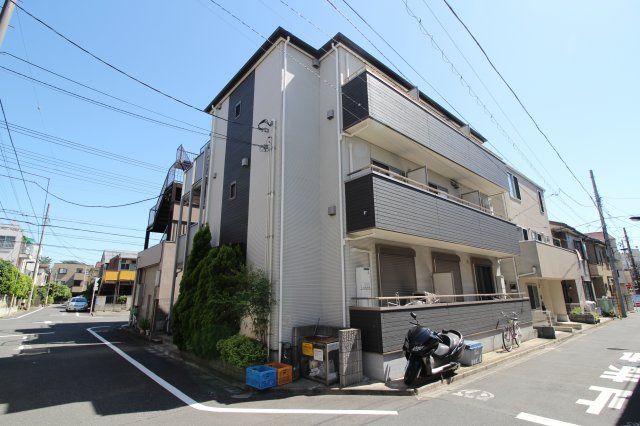 建物外観　フォレストメゾン駒込　北区中里1