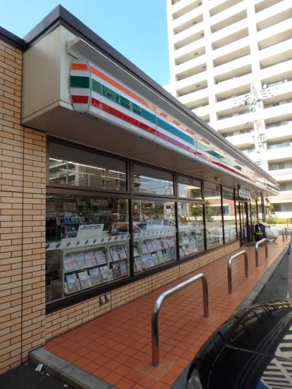 コンビニ　セブンイレブン 大阪西脇２丁目店（コンビニ）まで372m