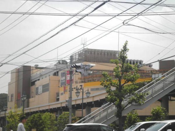 ショッピングセンター　トレッサ横浜（ショッピングセンター）まで1500m