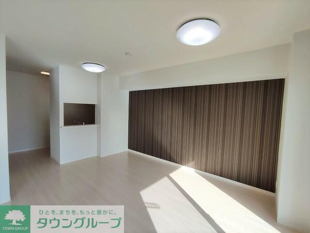 居室・リビング　お問合せはタウンハウジングまで！※現地待合わせ相談可能