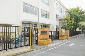 小学校　豊島区立椎名町小学校（小学校）まで849m