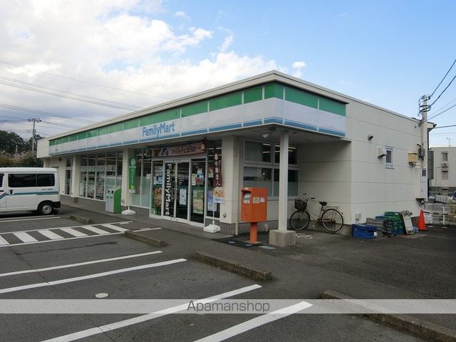コンビニ　ファミリーマート三島加茂川店（コンビニ）まで468m