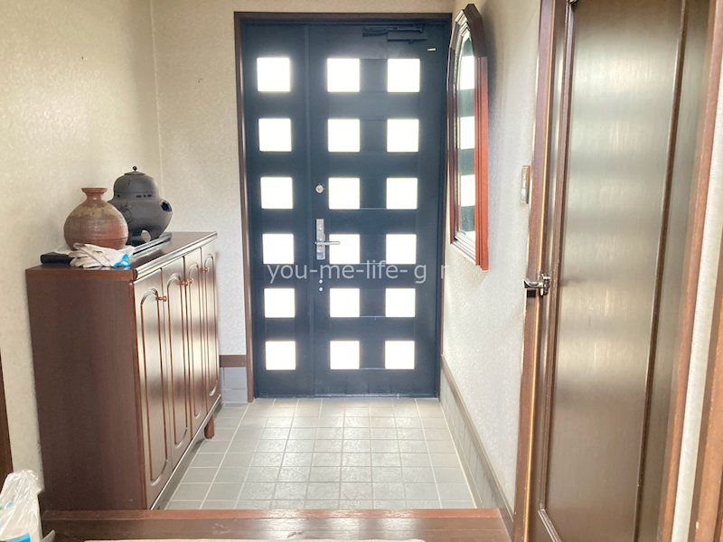 南豊田一戸建の玄関写真