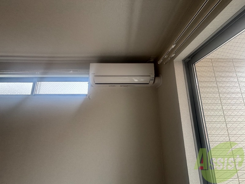 その他設備　リビングにエアコンが付いているため部屋の温度の調節が可能です