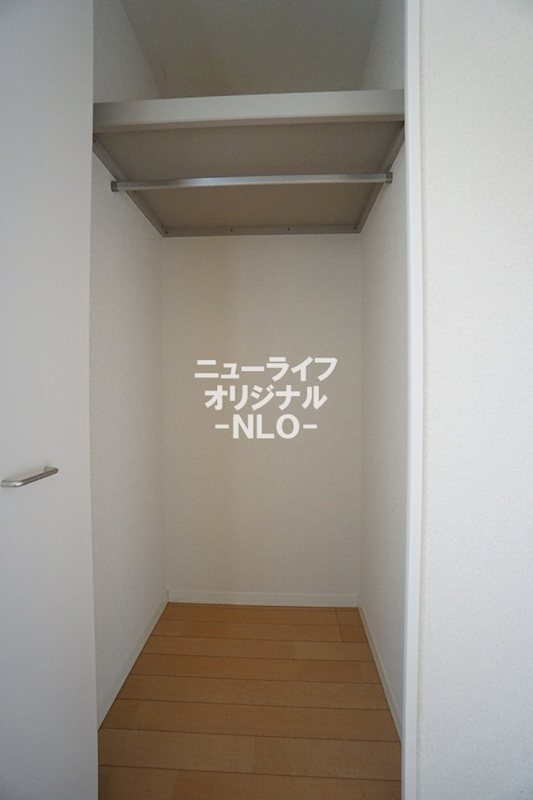 収納　高さ・奥行がありたくさん収納できてお部屋もスッキリします☆