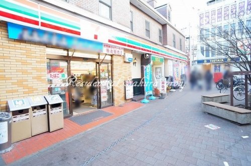 コンビニ　セブン-イレブン 横浜和田町駅前店（コンビニ）まで427m