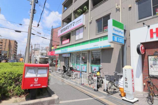 コンビニ　ファミリーマート　豊津駅前（コンビニ）まで556m