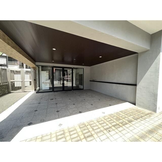 エントランス　毎日通るエントランスはこのようになっています
