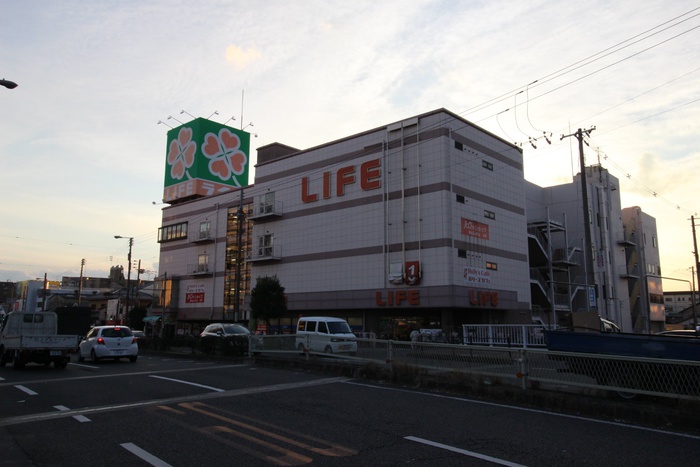 スーパー　ライフ　巽店（スーパー）まで469m