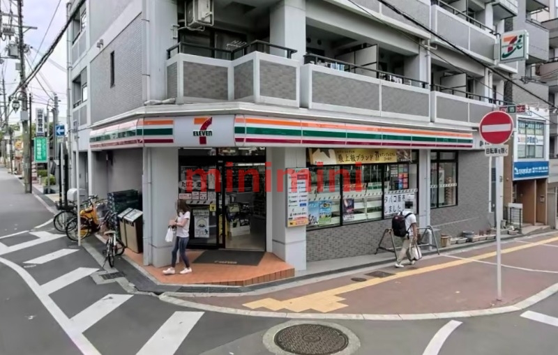 コンビニ　セブンイレブン吹田千里山西5丁目店（コンビニ）まで383m