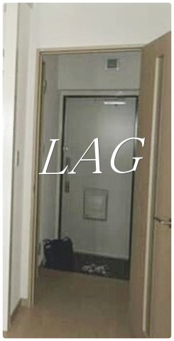 玄関　玄関です。