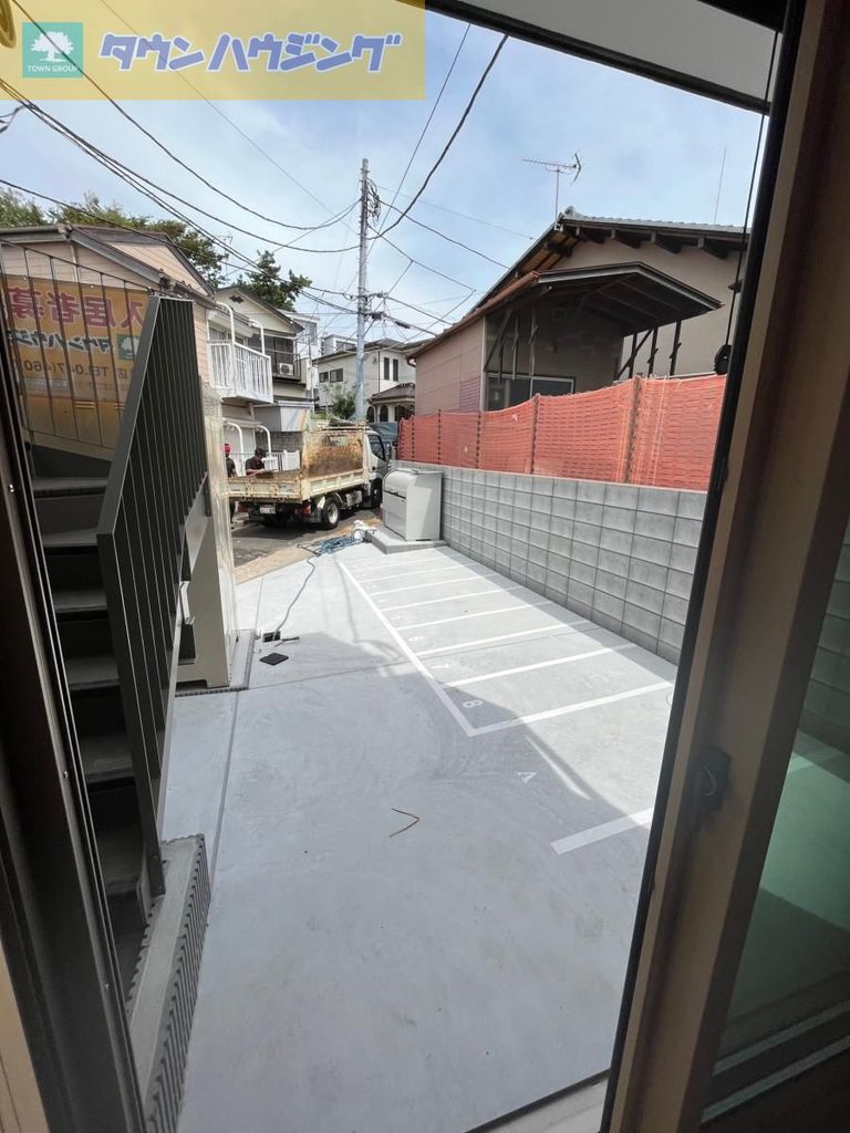 駐車場　駐車場