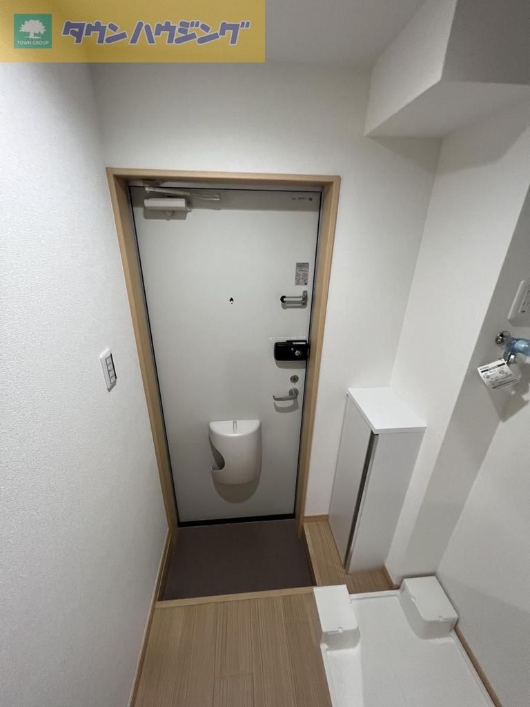 玄関　洗面