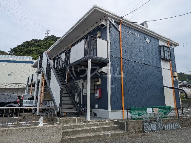 インターハイツBの外観写真