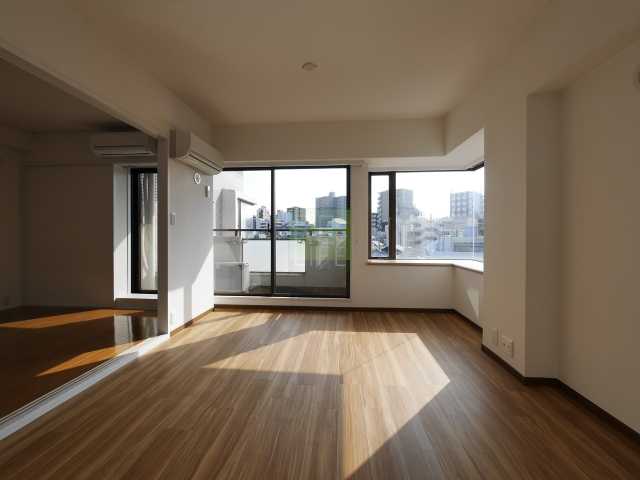 居室・リビング　お写真は別部屋のものになります