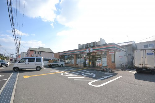 コンビニ　セブンイレブン 堺堀上緑町店（コンビニ）まで287m