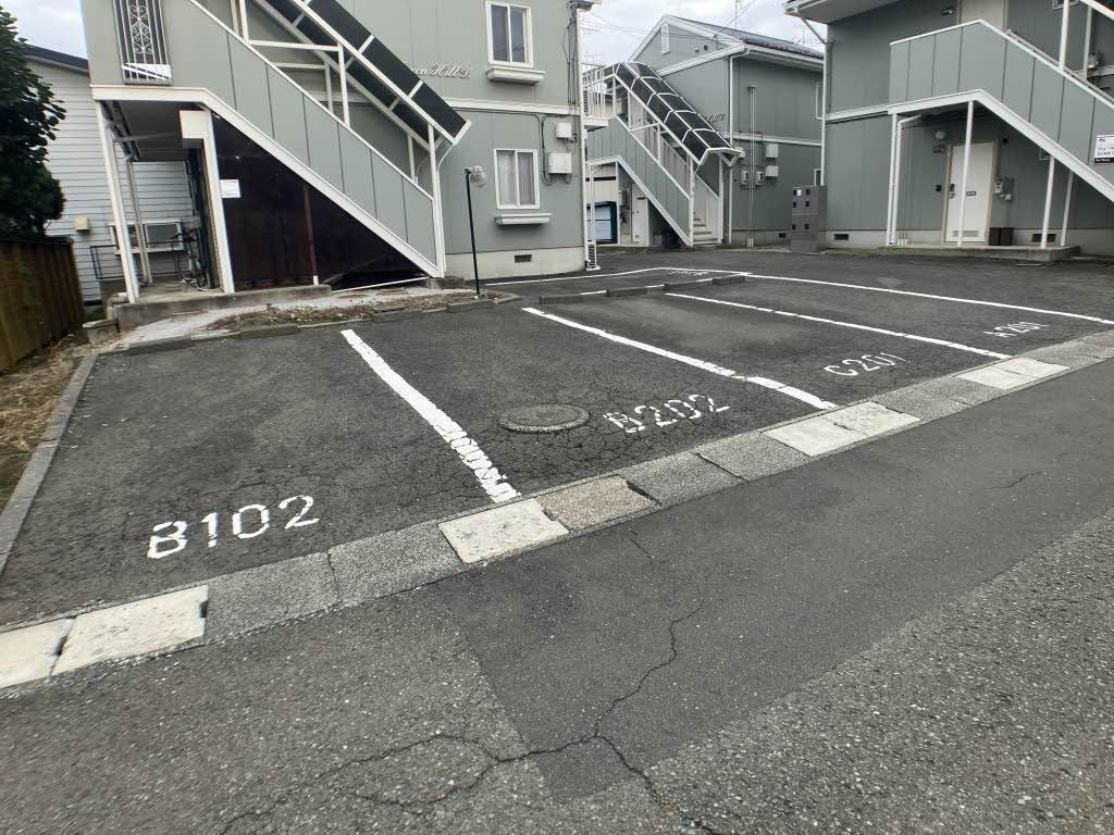 駐車場　駐車場