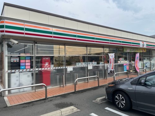 コンビニ　セブンイレブン 名古屋広川町2丁目店（コンビニ）まで342m