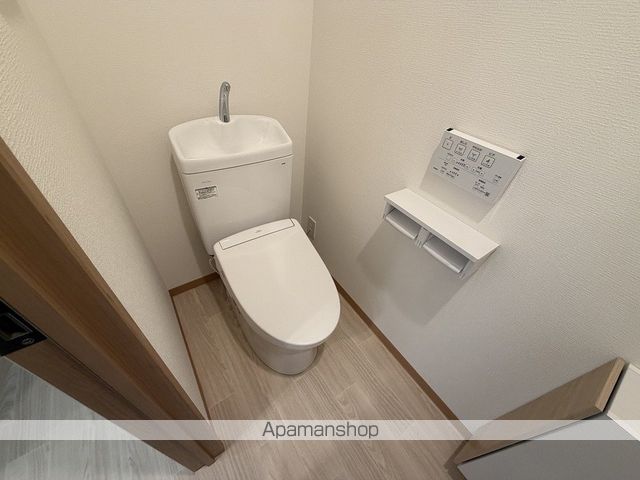 地下鉄御堂筋線 江坂駅 徒歩10分 10階建 新築のトイレ写真