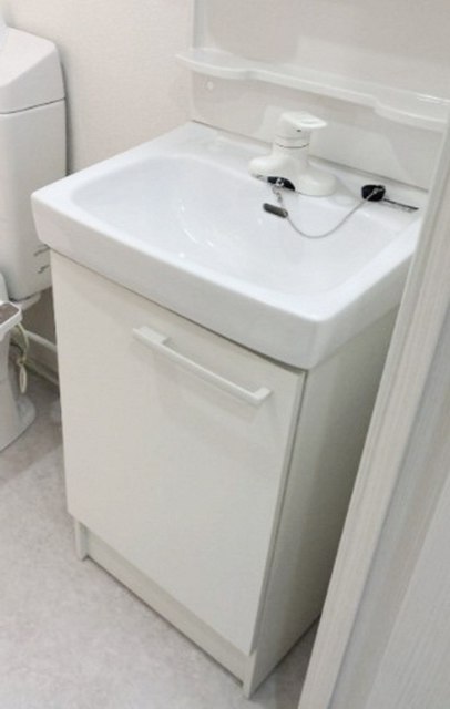 洗面設備　同仕様参考写真