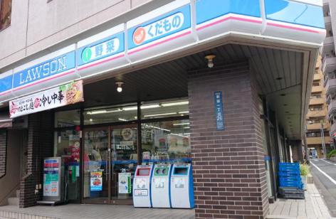 コンビニ　ローソン新宿一丁目店（コンビニ）まで368m