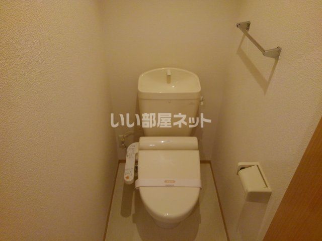 グランビア Bのトイレ写真