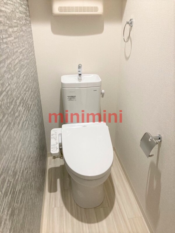 阪急京都線 摂津市駅 徒歩13分 3階建 築4年のトイレ写真
