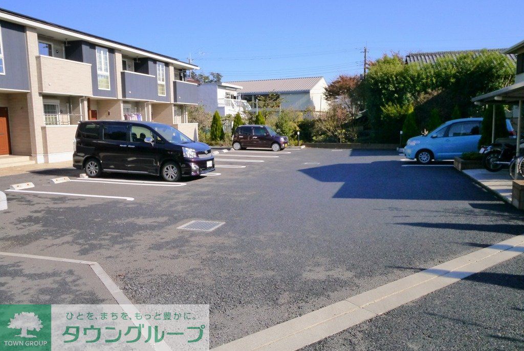 駐車場　駐車場