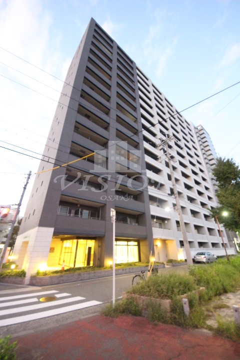 阪急神戸線 十三駅 徒歩4分 築18年