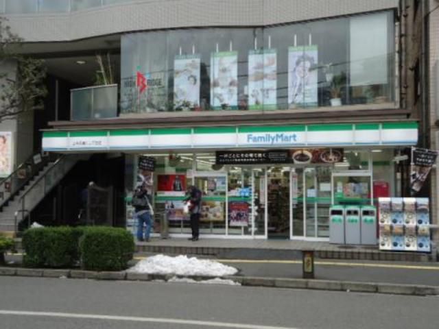 コンビニ　ファミリーマート江戸川興宮町店（コンビニ）まで830m