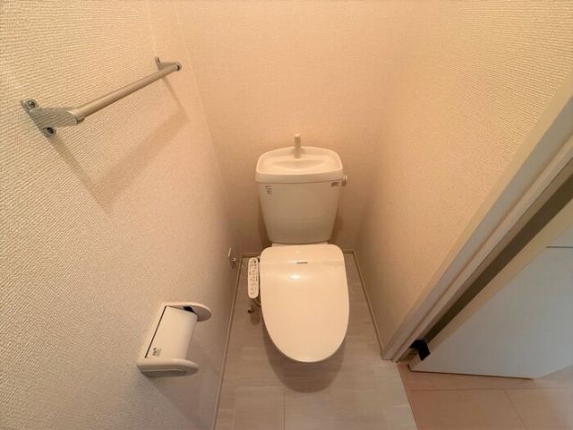ガーデン スクエア Bのトイレ写真