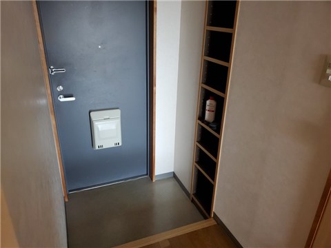 玄関　シューズボックス付き。