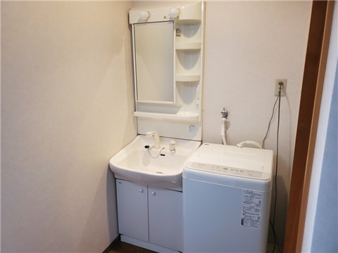 洗面設備　シャンプードレッサーも人気の理由です。