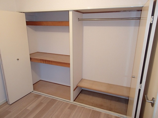 収納　収納力ある物入あります