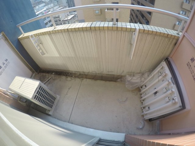 ミールズ江坂の内装写真