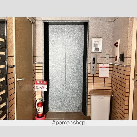 西鉄天神大牟田線 大橋駅 徒歩9分 9階建 築29年の内装写真