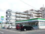 コンビニ　ファミリーマート福岡あけぼの店（コンビニ）まで275m