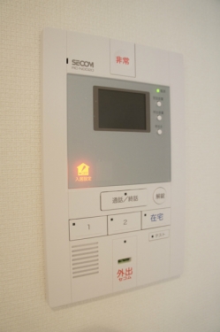セキュリティ　モニター付きインターホンです