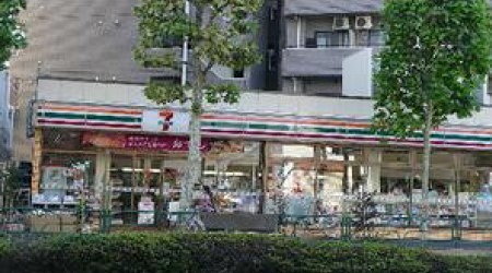 コンビニ　セブンイレブン 西早稲田1丁目店（コンビニ）まで126m