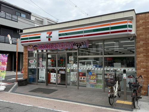 コンビニ　セブンイレブン　大阪安立2丁目店（コンビニ）まで1010m