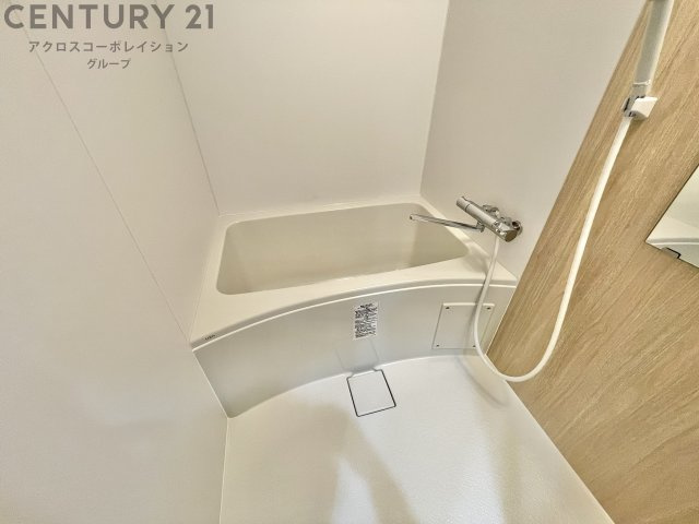 バス・シャワールーム　浴室乾燥機付きで便利です