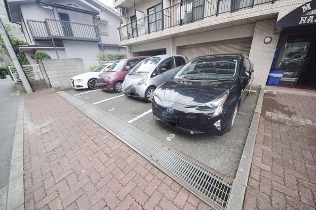 駐車場　★駐車場です★
