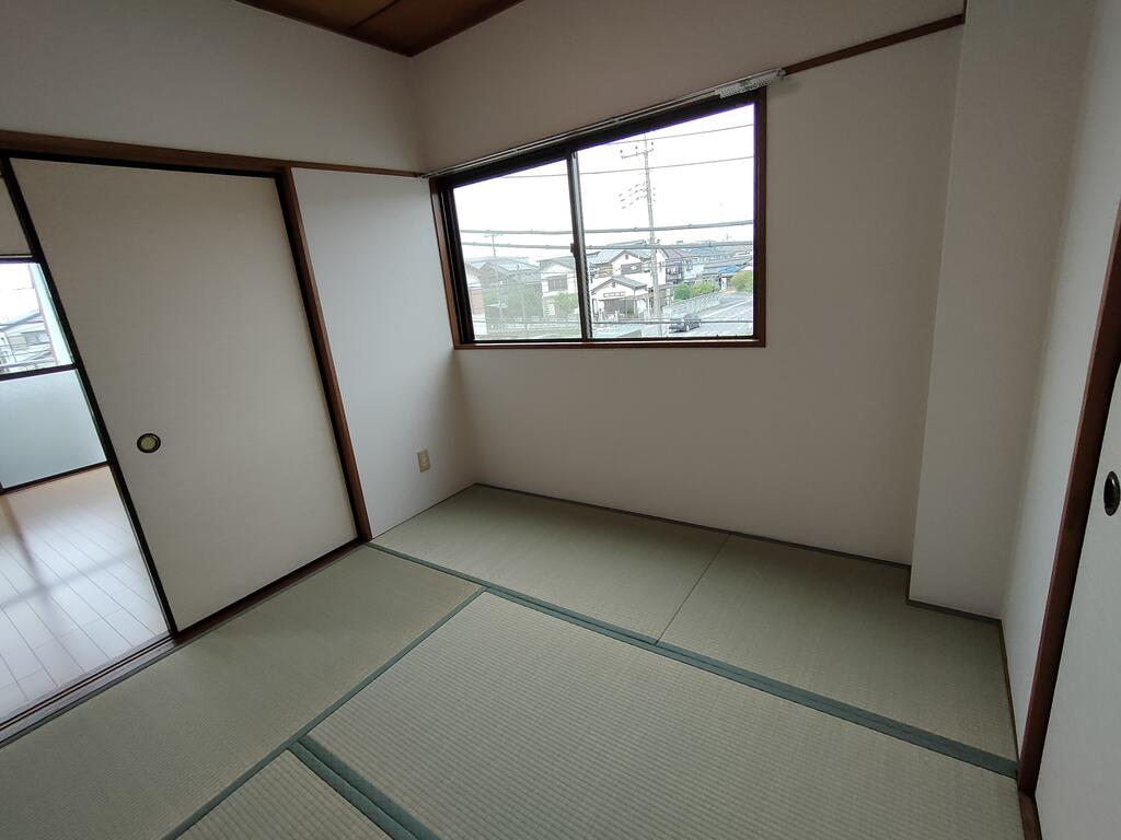 深井マンションの居間写真