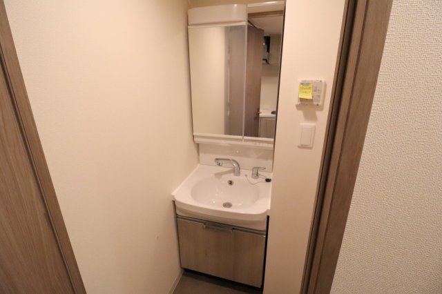 洗面設備　同シリーズの参考写真です
