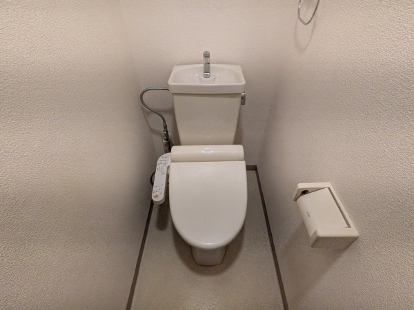 牛久ロイヤルレジデンス A棟のトイレ写真