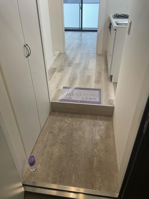 玄関　※写真は同タイプ住戸です。